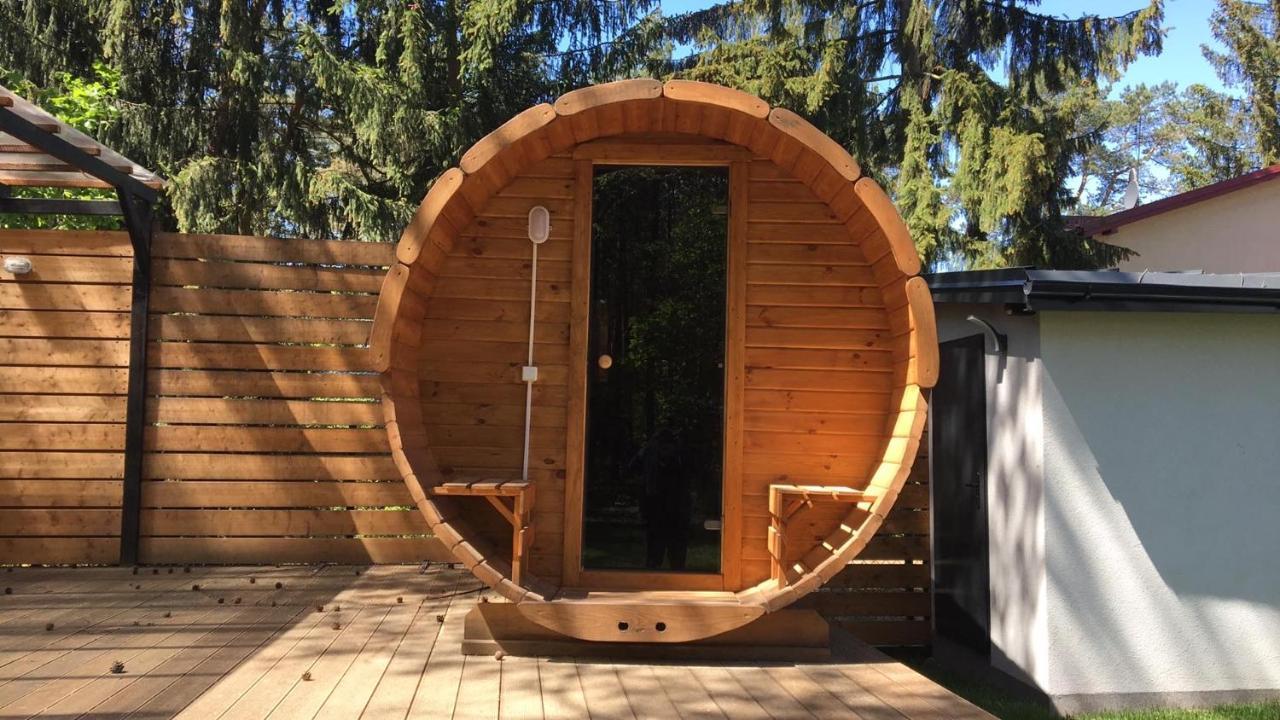 Luksusowa Willa Pod Lasem, Otwock - Shared Garden, Sauna, Wood Hot Tub! Hot Tub Seasonal! Eksteriør billede