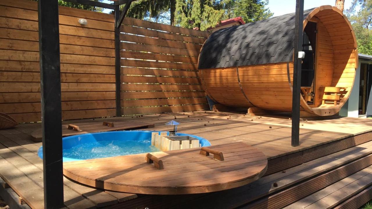 Luksusowa Willa Pod Lasem, Otwock - Shared Garden, Sauna, Wood Hot Tub! Hot Tub Seasonal! Eksteriør billede